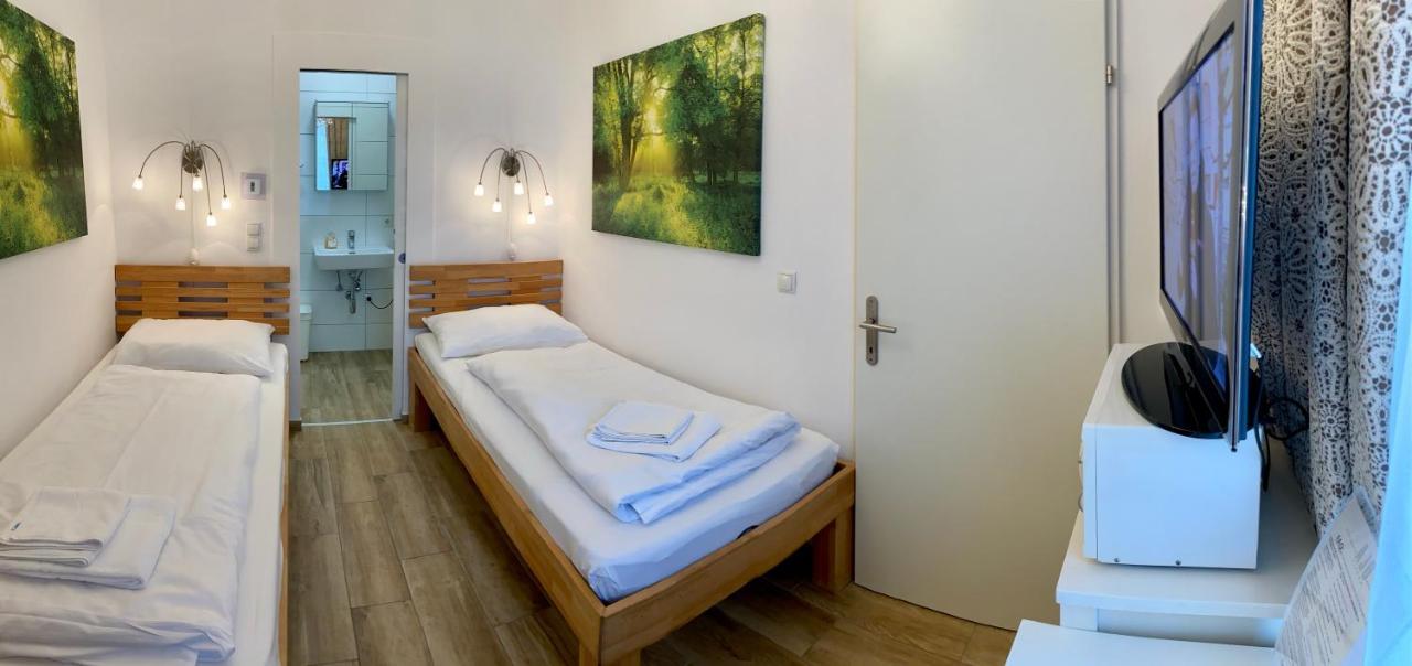 Ajo Apartments - Messe City Room - Self-Check-In Wien Exteriör bild