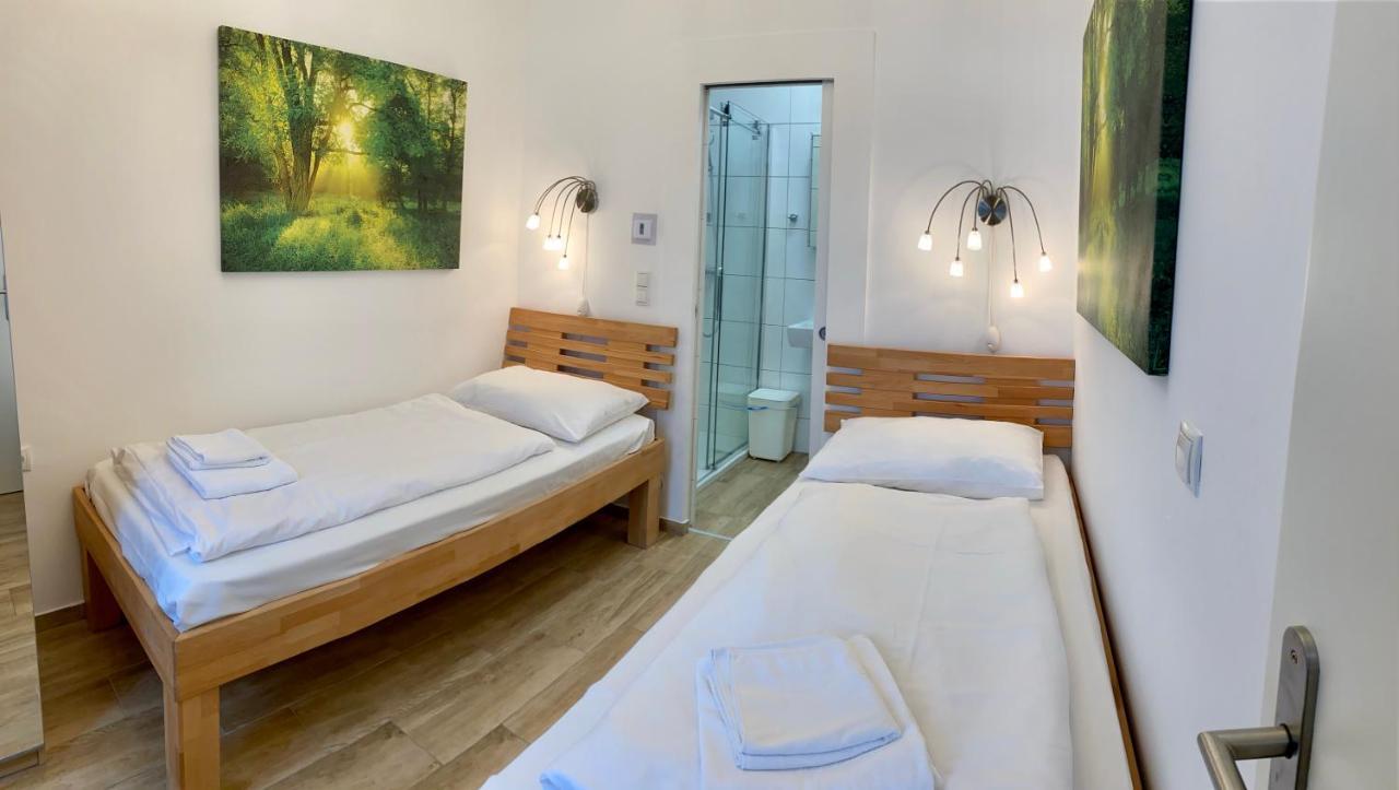 Ajo Apartments - Messe City Room - Self-Check-In Wien Exteriör bild